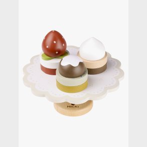 Micki Kagefad med Kager