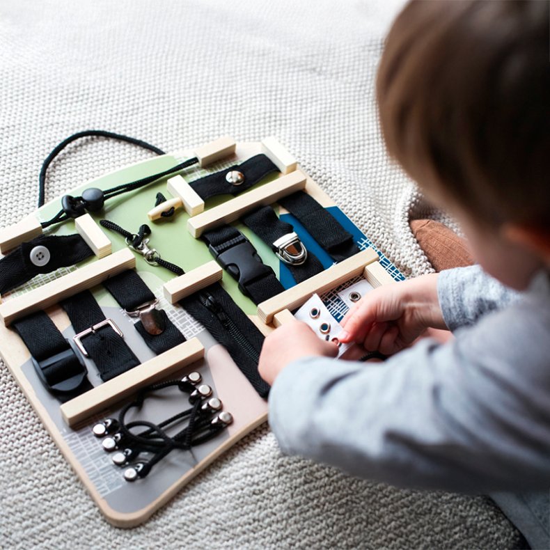 small foot | Finmotoriktavle - Lynls, snrebnd & spnder