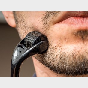 Dick Johnson Beard Growth Roller