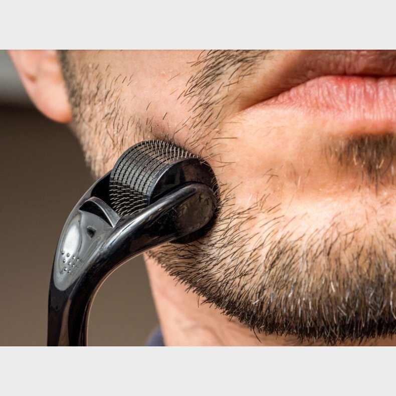 Dick Johnson Beard Growth Roller