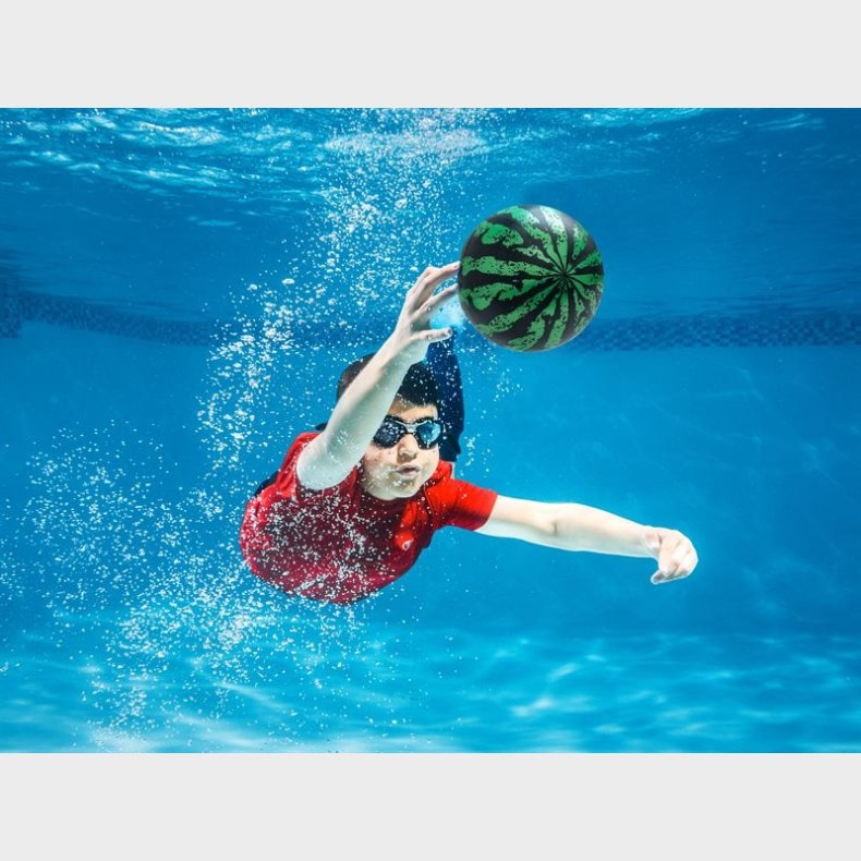 Vandmelonbold til Poolen