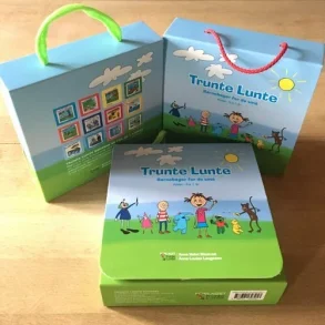 Trunte Lunte kuffert med 12 b�ger