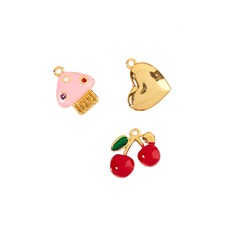 me&my BOX Guldbelagt Vedhng - Hjerte Cupcake Kirsebr - Lav Selv Smykker - Legekammeraten.dk