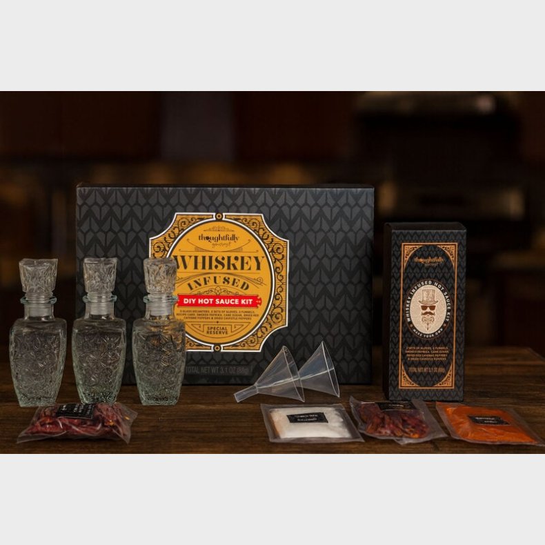 DIY Whiskey Infused Hot Sauce Gaveske - Thoughtfully