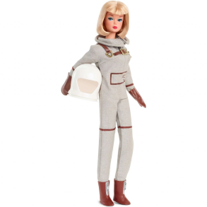 Barbie Signature Miss Astronaut