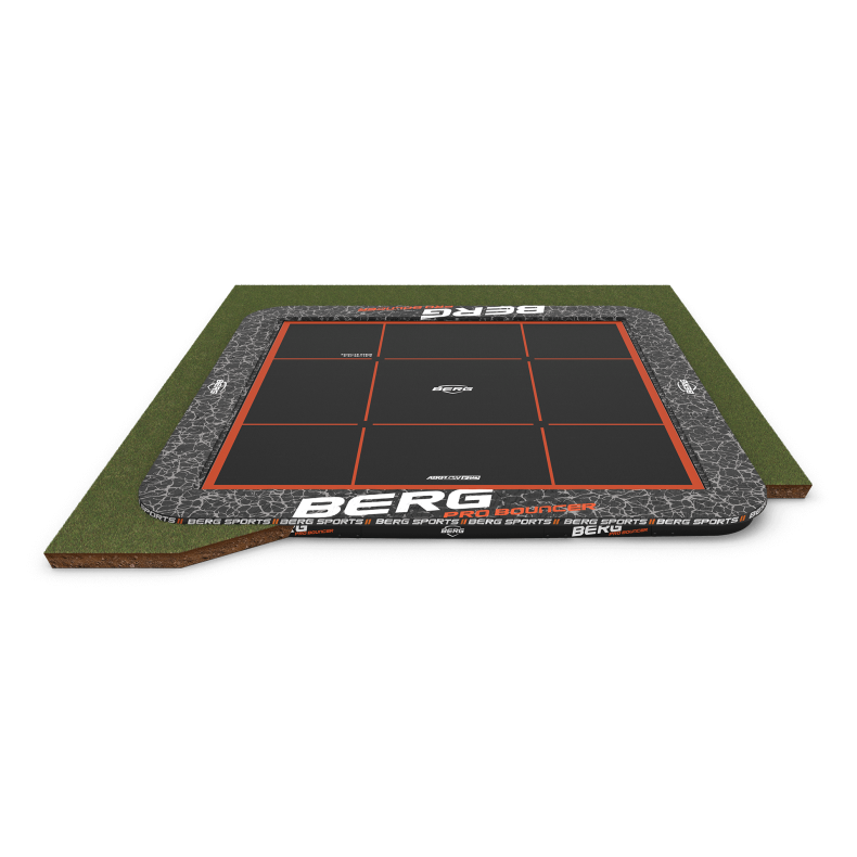 BERG SPORTS Ultim Pro Bouncer FlatGround 5x5