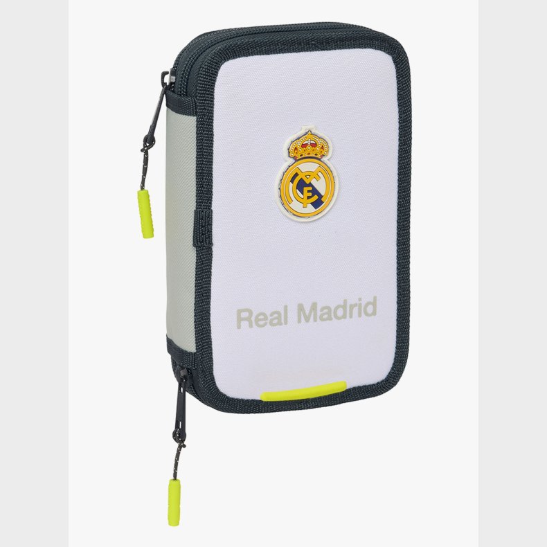 Real Madrid Dobbelt Penalhus, Equip 25/26