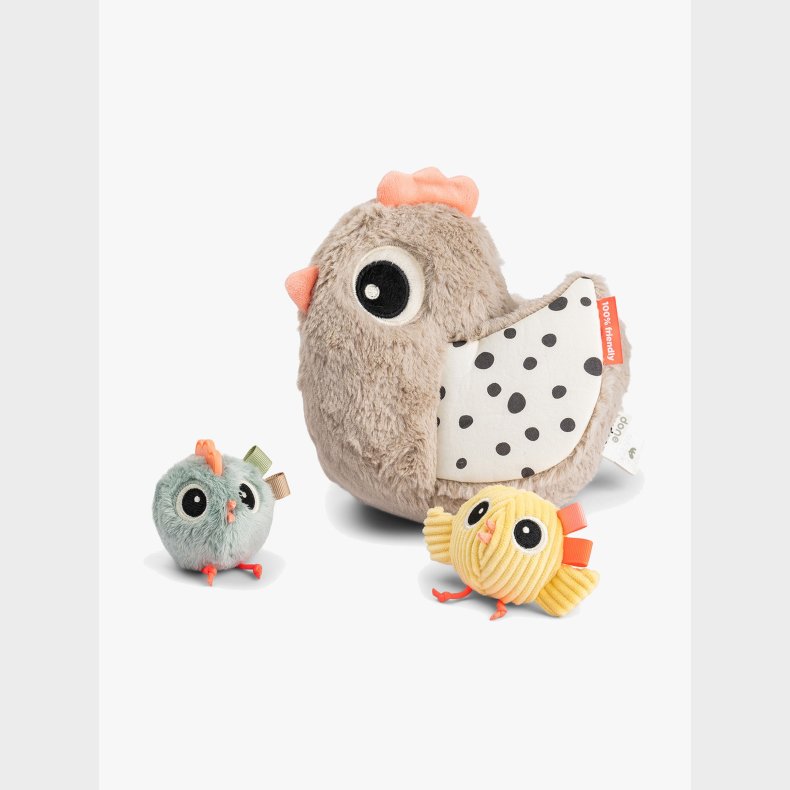 Done By Deer Hide &  Seek Clucky Aktivitetslegetj, Sand