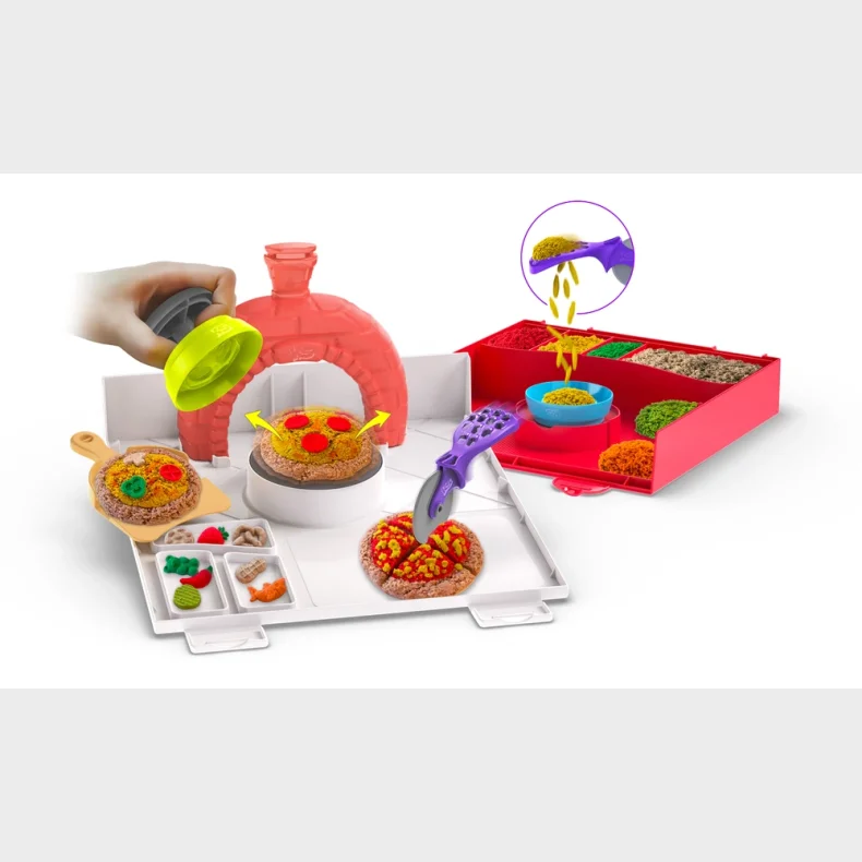 Kinetic Sand Squish Pizza