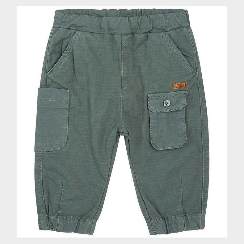 Hust and Claire Bukser - Toe - Pineneedle