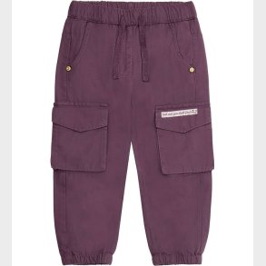 Hust and Claire Bukser - Teresa - Dark Plum