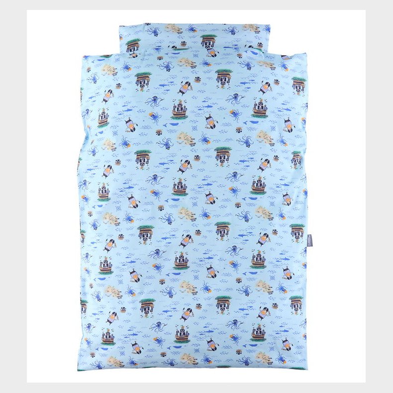 Nrgaard Madsens Sengetj - Voksen - Lysebl m. Pirater