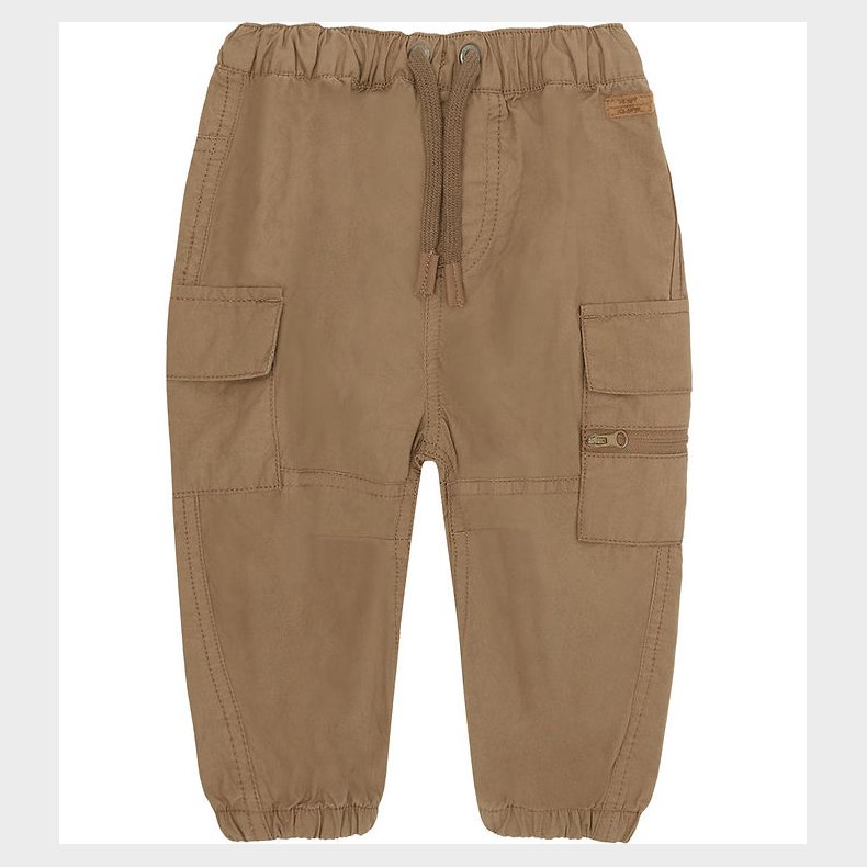 Hust and Claire Bukser - Tue - Coca Mocha