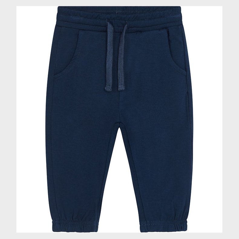 Hust and Claire Bukser - Bambus - Gubi - Blues