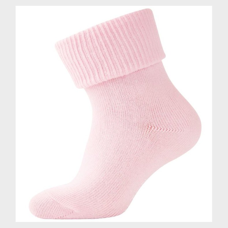 Melton Gstrmper, Lyserd