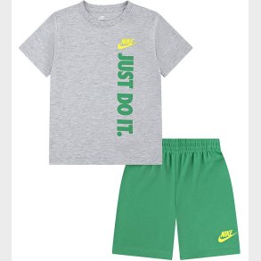 Nike Shortsst - T-shirt/Shorts - Stadium Green