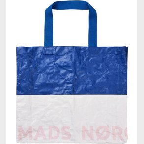 Mads Nrgaard Shopper - Laundrette Athens - Surf The Web