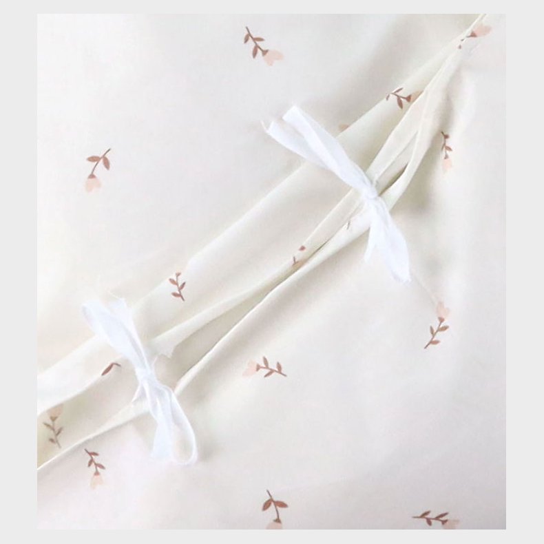 Nrgaard Madsens Sengetj - Voksen - Off White m. Blomst p Stil