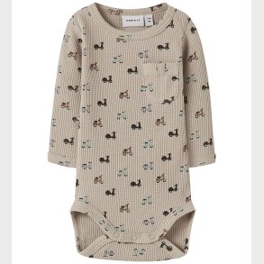 Name it Body l/ - NbmNooter - Island Fossil