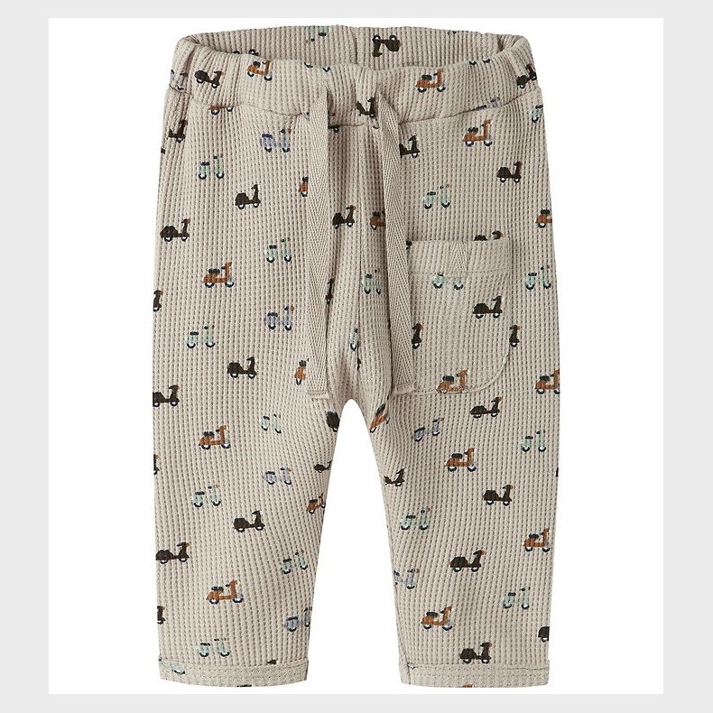 Name it Sweatpants - NbmNooter - Island Fossil