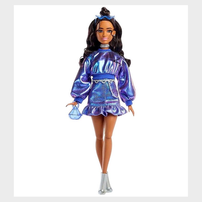 Barbie Dukke - Deluxe Style Blue Sweater Latina Doll
