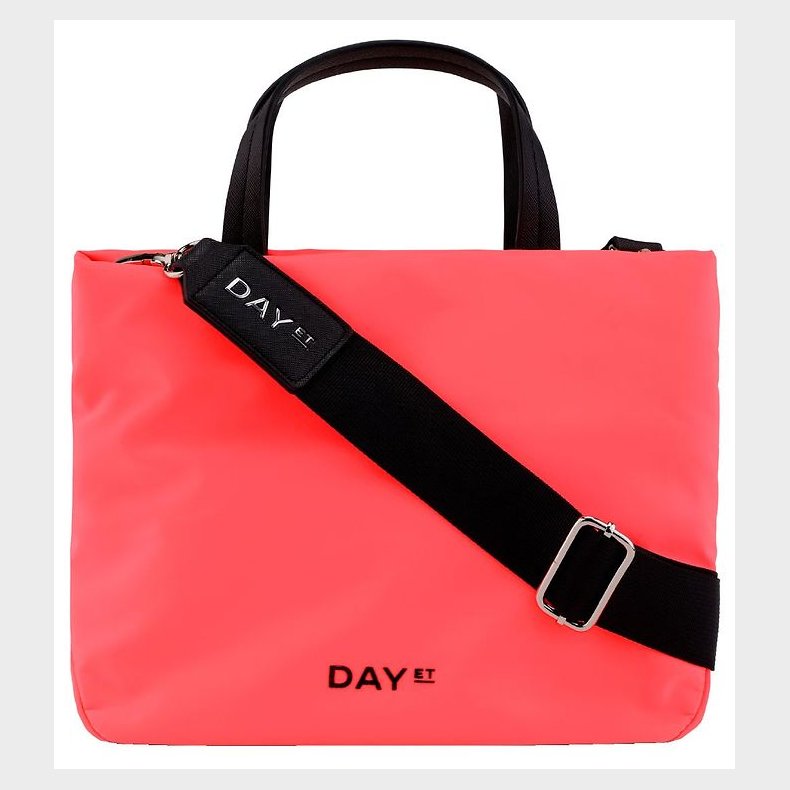 DAY ET Skuldertaske - Buffer Bag - Diva Pink
