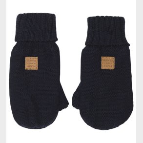 Hust and Claire Luffer - Uld - Flori - Blue Nights