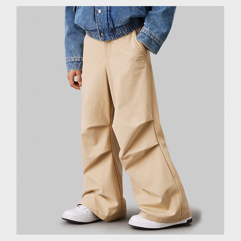 Calvin Klein Bukser - Parachute - Pale Khaki