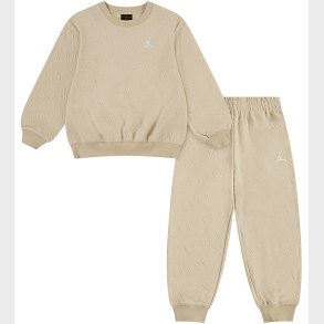 Jordan Sweatst - bubble - Sanddrift