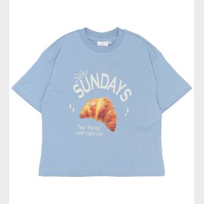 The New T-shirt - TnSuzette - Forever Blue m. Croissant