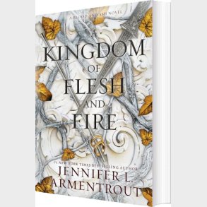 A Kingdom Of Flesh And Fire - Jennifer Armentrout - English Book