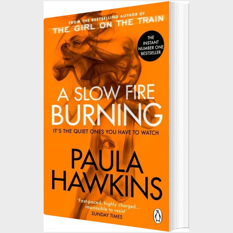 A Slow Fire Burning - Paula Hawkins - English Book