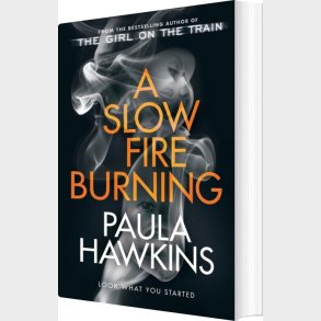 A Slow Fire Burning - Paula Hawkins - English Book