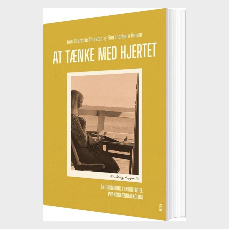 At T�nke Med Hjertet - Finn Thorbj�rn Hansen - Bog