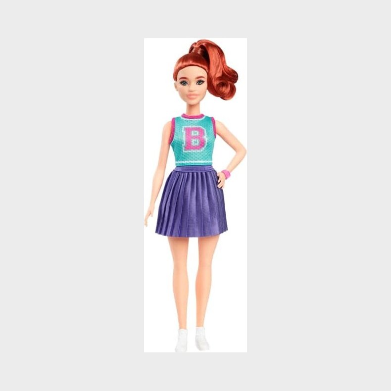 Barbie - Fashionistas Doll, Jersey Top (hyt90)
