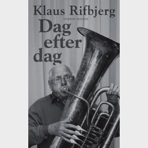Dag Efter Dag - Klaus Rifbjerg - Bog