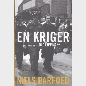 En Kriger - Niels Barfoed - Bog