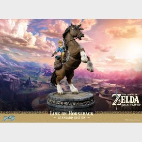 First4figures - The Legend Of Zelda: Breath Of The Wild (link On Horseback) Resin Statue /figures
