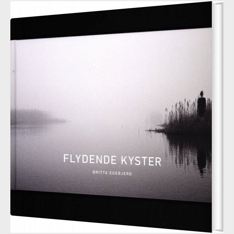 Flydende Kyster - Britta Egebjerg - Bog