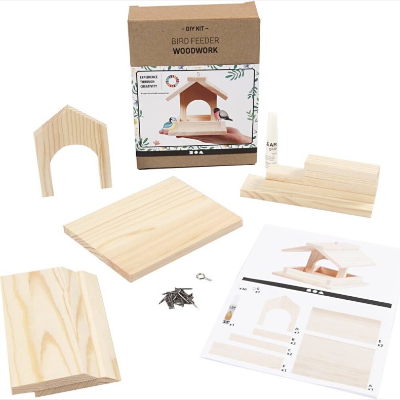 Fuglefoderhus - H 12,5 Cm - D 14,5 Cm - B 11,5 Cm - 1 Stk.