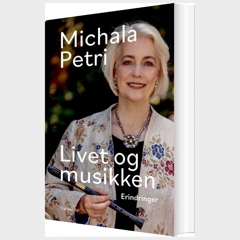 Livet Og Musikken - Michala Petri - Bog