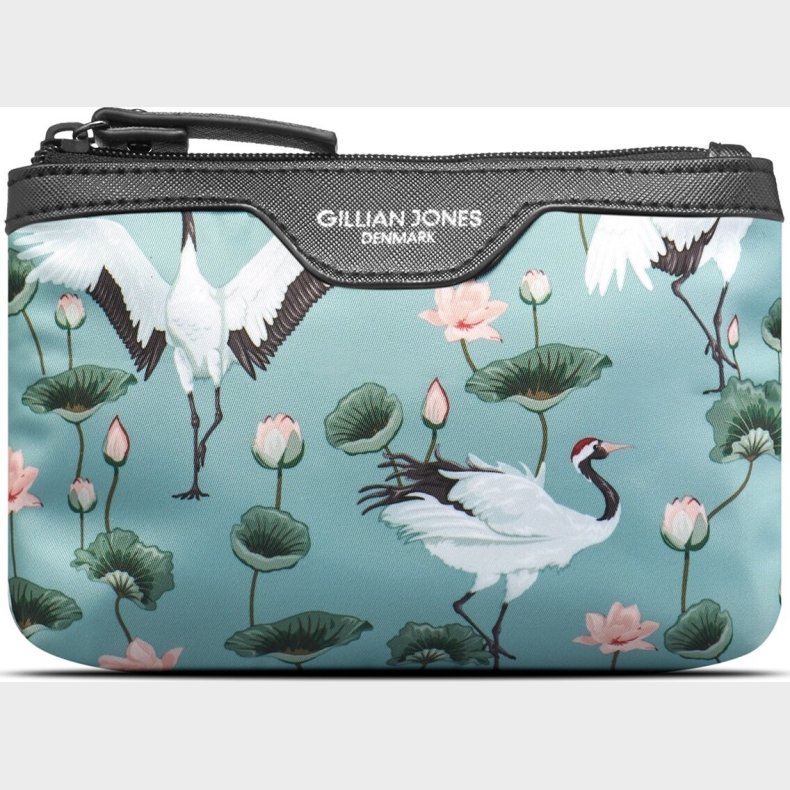 Gillian Jones - Makeup Pung - Turkisbl