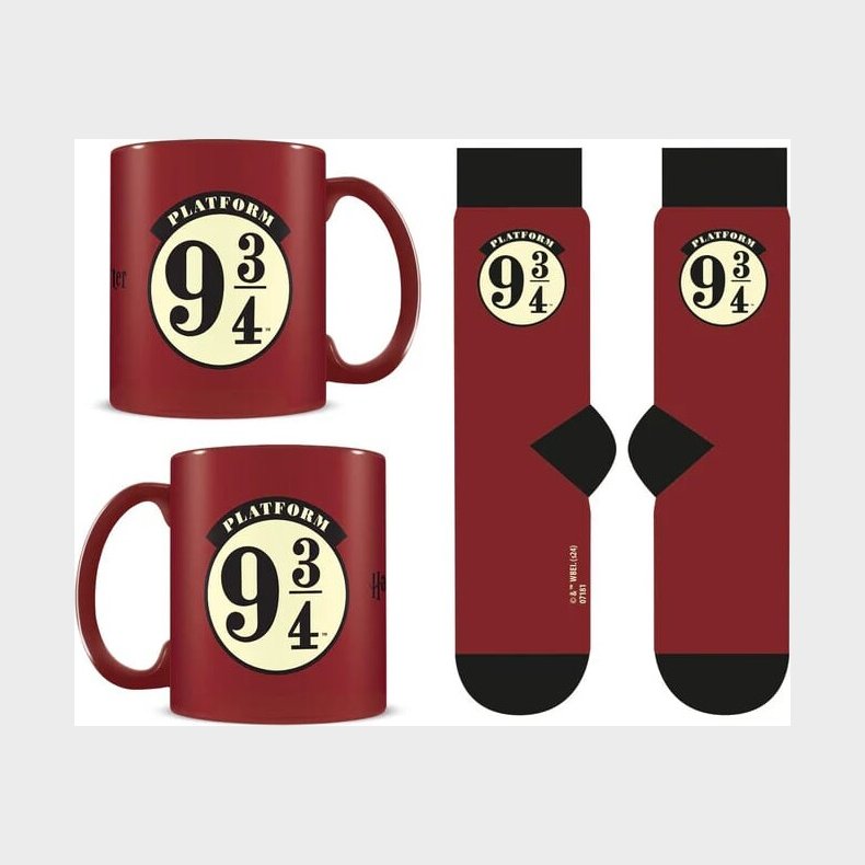 Harry Potter (platform 9 3/4) Mug & Sock Set