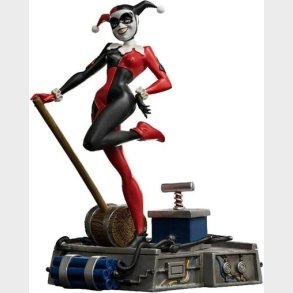 Ironstudios - Dc Comics Batman Animated Series: 1:10 Art Scale Statue - Harley Quinn
