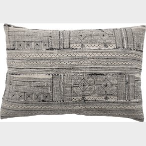 Bloomingville - Jiyar Pude - Sort - Bomuld - 60x40 Cm