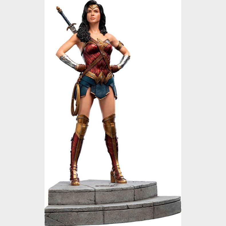 Justice League - Zack Snyder - Wonder Woman Statue - Skala: 1:6