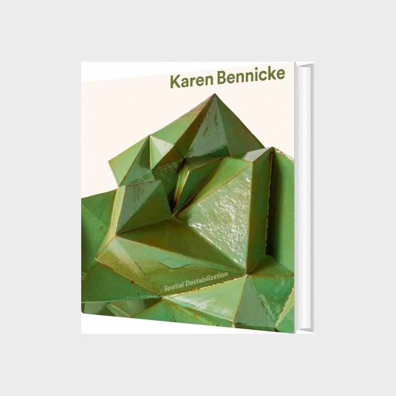 Karen Bennicke - Lars Dybdahl - English Book