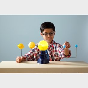 Learning Resources | Solsystem - Motoriseret bordmodel