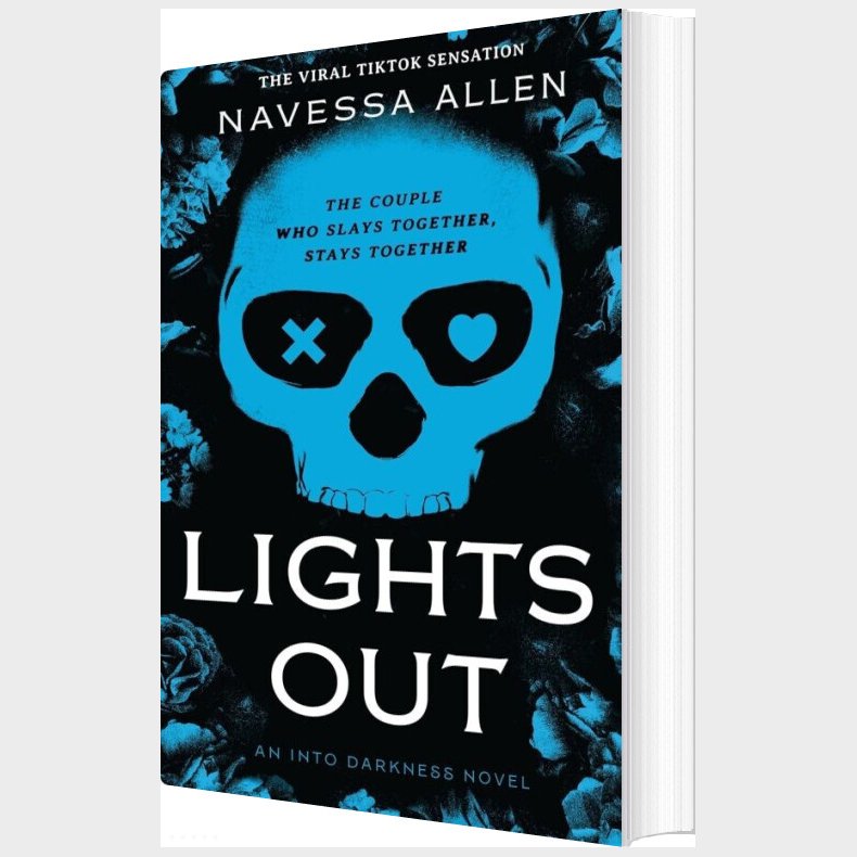 Lights Out - Navessa Allen - English Book