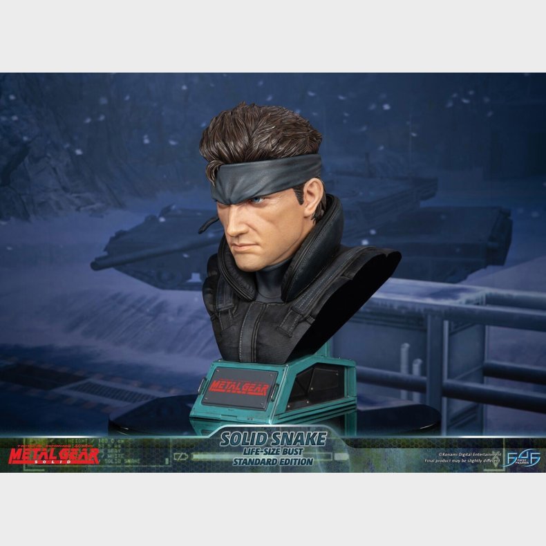 Metal Gear Solid (solid Snake Life-size Bust) Resin Statue